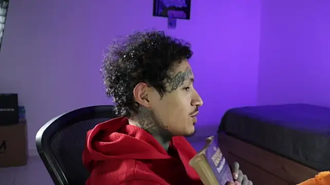 trieone Live XXX-chat