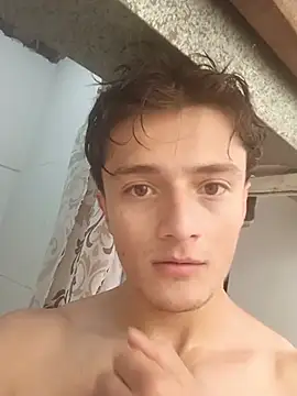 Chat +18 de Davitfitnosuke ao vivo