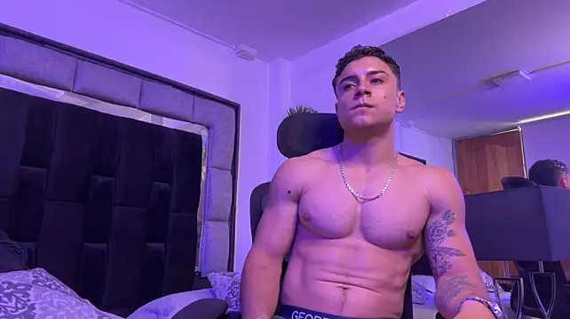 MR_MUSCLE লাইভ XXX চ্যাট