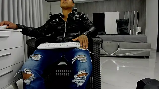 master_jens – Naživo XXX chat