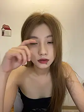 YoYo_3693 XXX чат на живо