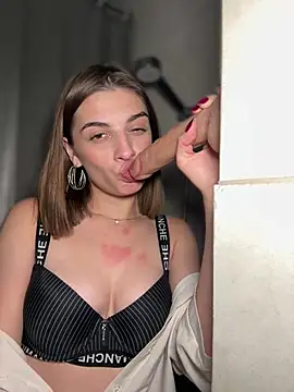 KatyOops Live XXX-Chat