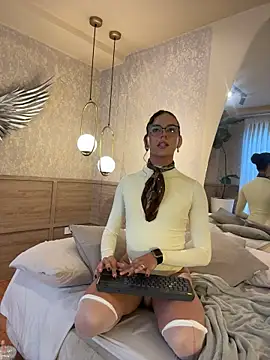 Luxa_Velvet: онлайн-секс-чат