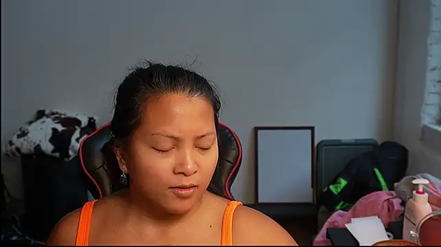 Bubbleliyah's Live XXX Chat