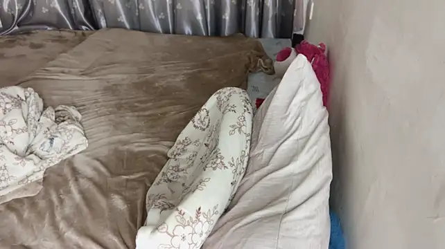 BYO6 Adlı Modelin Canlı XXX Sohbeti