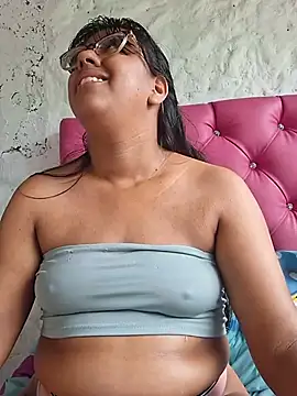 ZaidaWet Adlı Modelin Canlı XXX Sohbeti