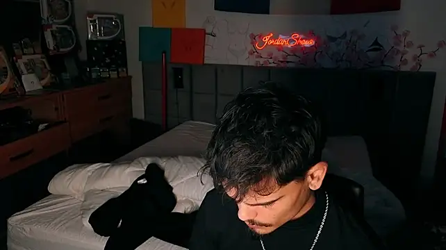 JordanShown Live XXX chat