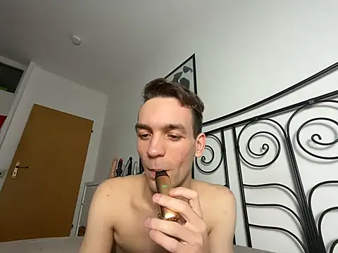 nick_subvyx Chat XXX in diretta