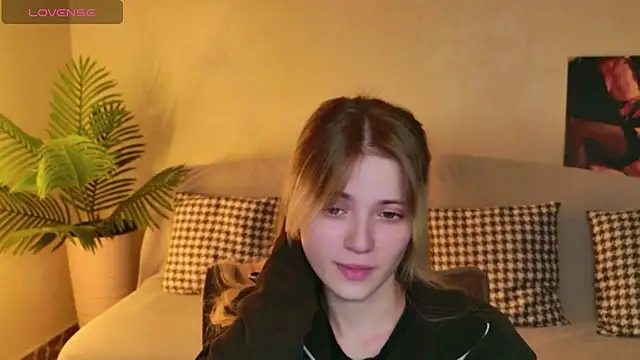 LisaRainbow's Live XXX Chat