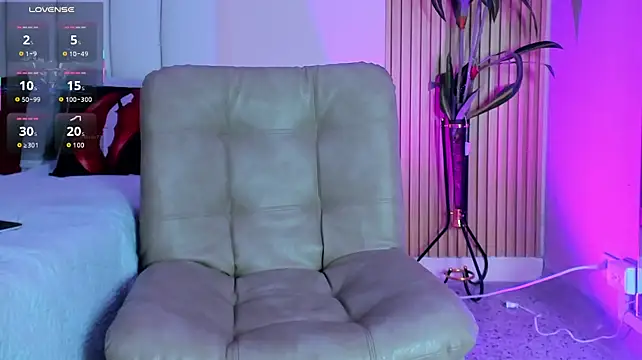Bella-Bloom Live XXX-chat