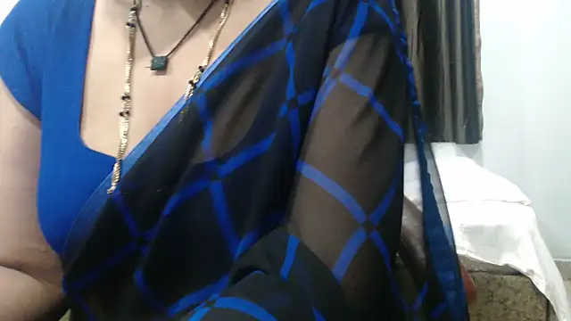 Chat XXX ao vivo de sunitha-3