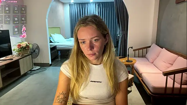 One_On_Mllion Live XXX-chat