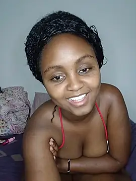 Prettyval77's Live XXX Chat