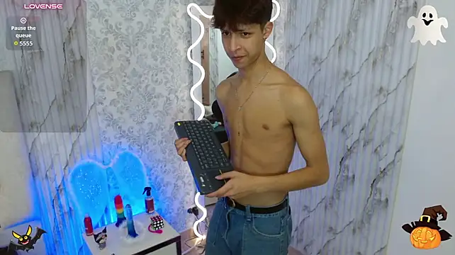 OLIIVER_TAY 라이브 XXX 채팅