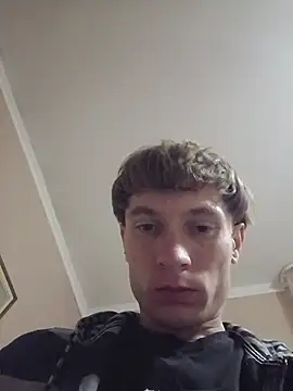 Samuel000000 Chat XXX in diretta