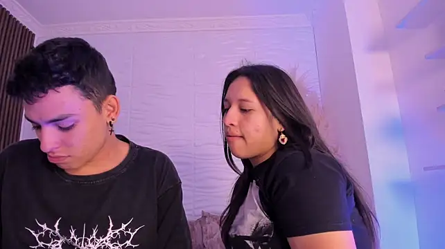 Chat +18 de MissyAndNova ao vivo
