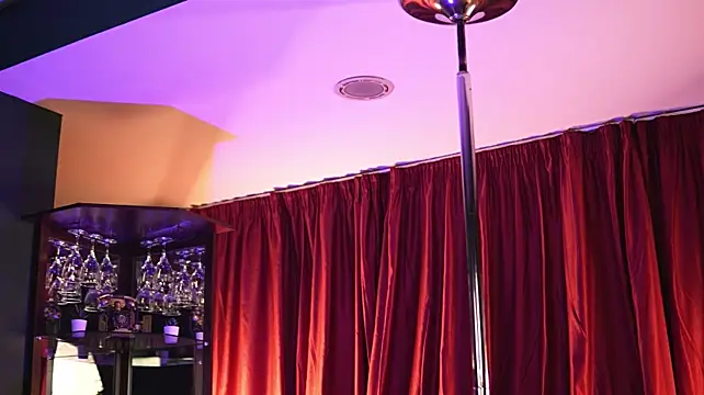 LuxenNoir Live XXX-Chat