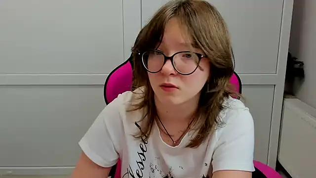 HachiYume's Live XXX Chat