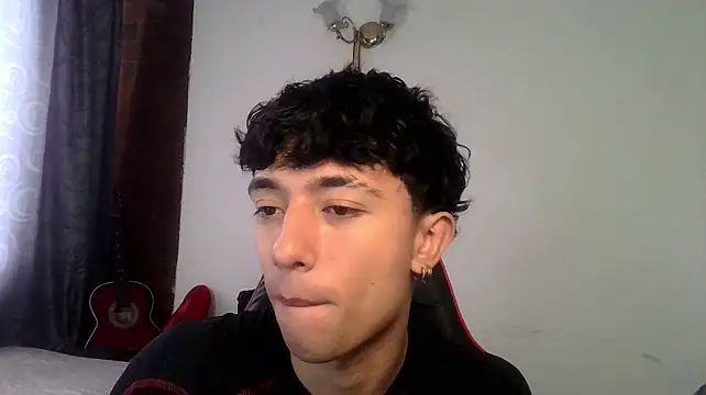 Mr__Aaronn Live XXX-chat