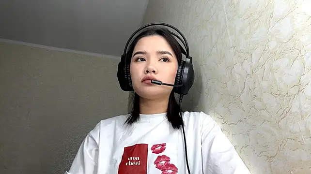 SoMclaren's Live XXX Chat