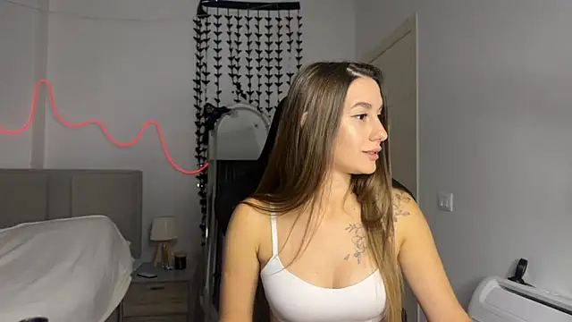 PrincesSsLilu's Live XXX Chat