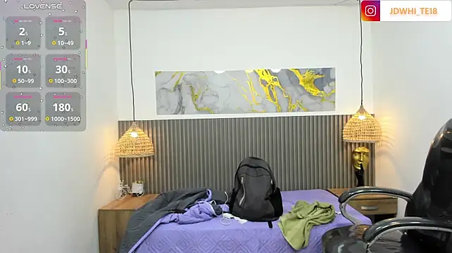 JDWhite18 live XXX chat