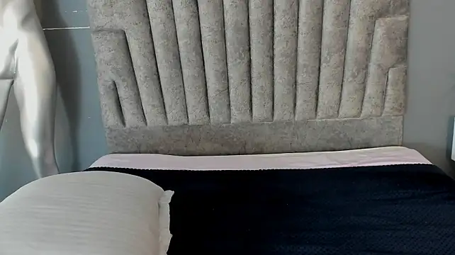 XXX chat uživo modela Charlie___Musk