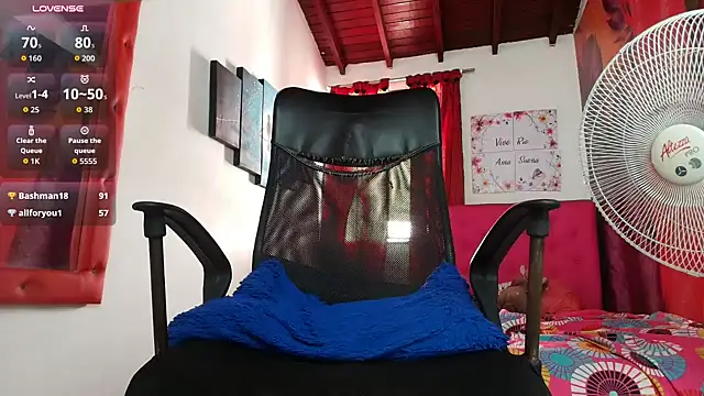 kiaraluxe_'s Live XXX Chat