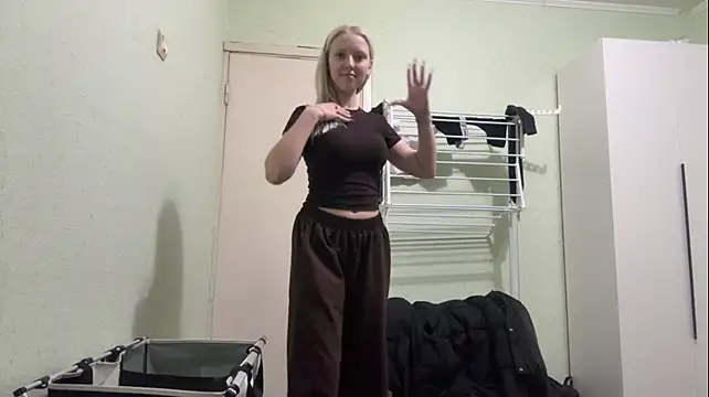 DeannKuliga's Live XXX Chat
