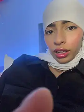 Chatroom XXX en direct de _Zahiira_