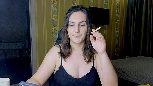 Chatroom XXX en direct de FlirtNowCryLater
