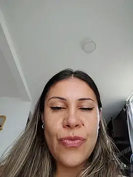 KittyHoleshot87's Live XXX Chat