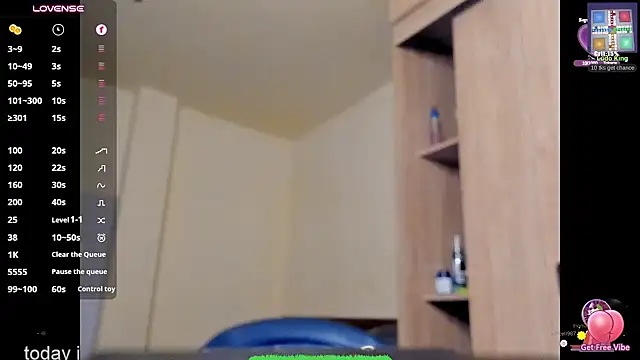 thomas_santtos1 Adlı Modelin Canlı XXX Sohbeti