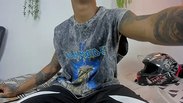 Ian-Hunter Webcam show