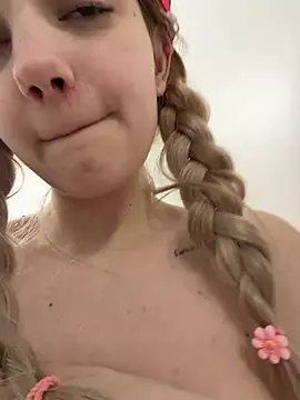 elsawhere's Live XXX Chat