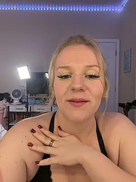 Ms_CherrySnow Chat XXX in diretta