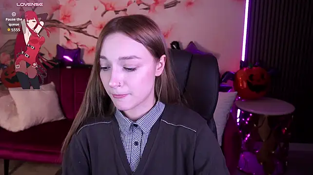 Živý XXX chat LizzaMoonn
