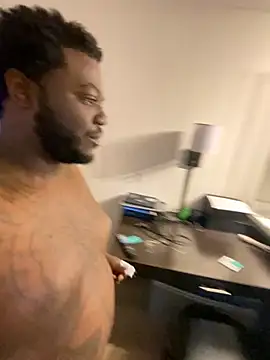 Chat +18 de Tattedupdek ao vivo