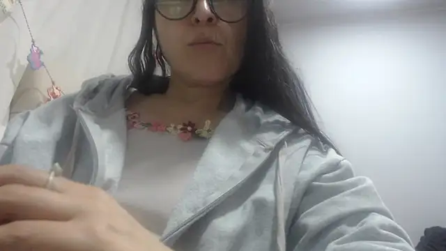 Chat XXX en directo de naughthyany16