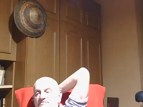 Czat XXX na żywo – 1973teacher