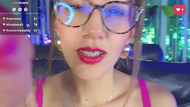 Chat +18 de _jade_white_ ao vivo