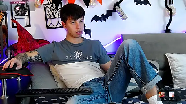 XXX chat uživo modela ThomasEdisonn