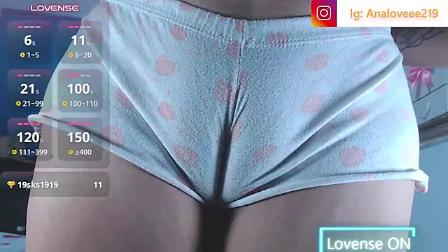 ana_studio's Live XXX Chat