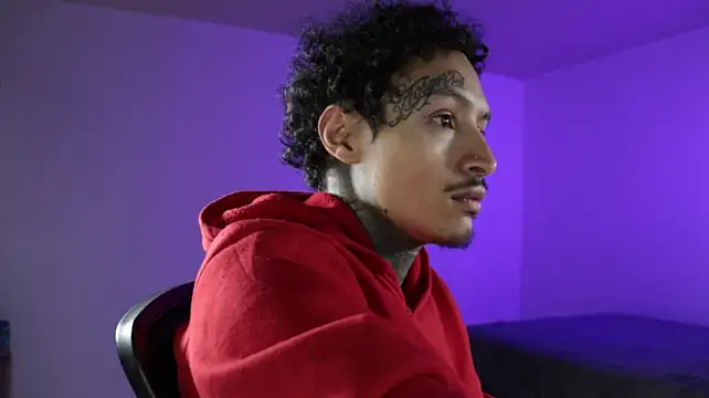 trieone Live XXX-Chat