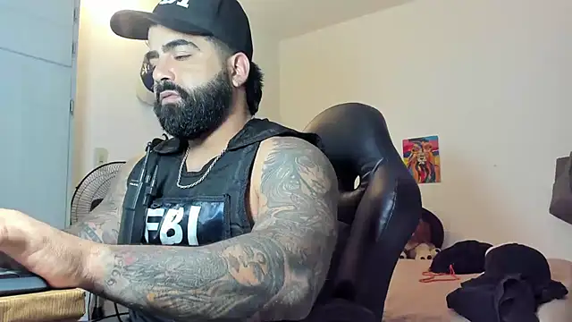 Lyon_vach live XXX chat