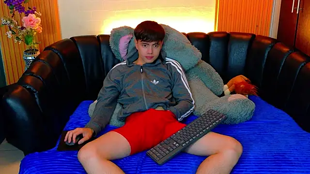 Chatroom XXX en direct de Brian_Montes