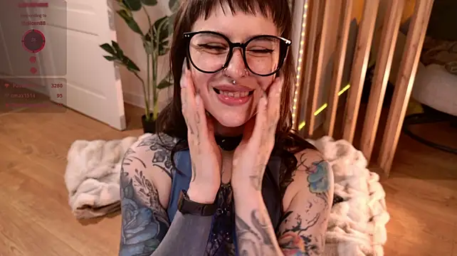 MichaellaMoon 现场XXX聊天