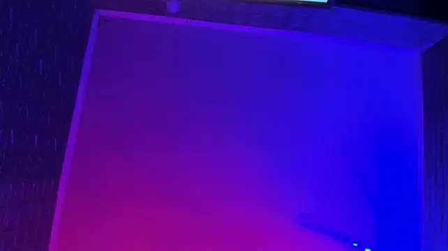 EmmyTorner 现场XXX聊天