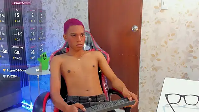 luccas_loween Live XXX chat