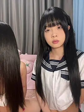 qiqi_xn Webbikameraesitys
